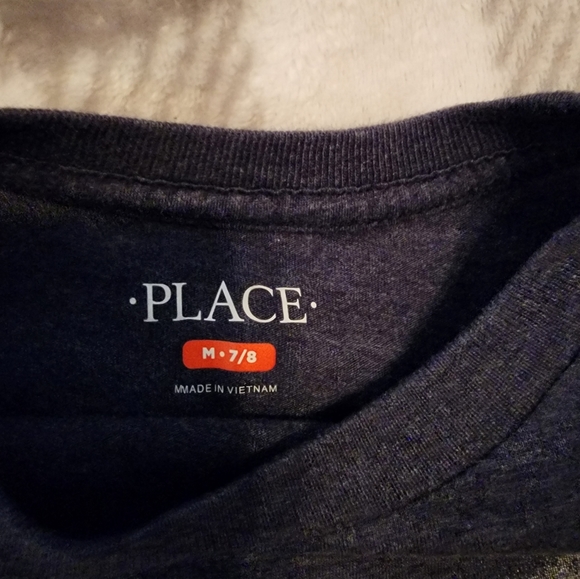 Boys size M long sleeve t-shirt - Picture 2 of 2